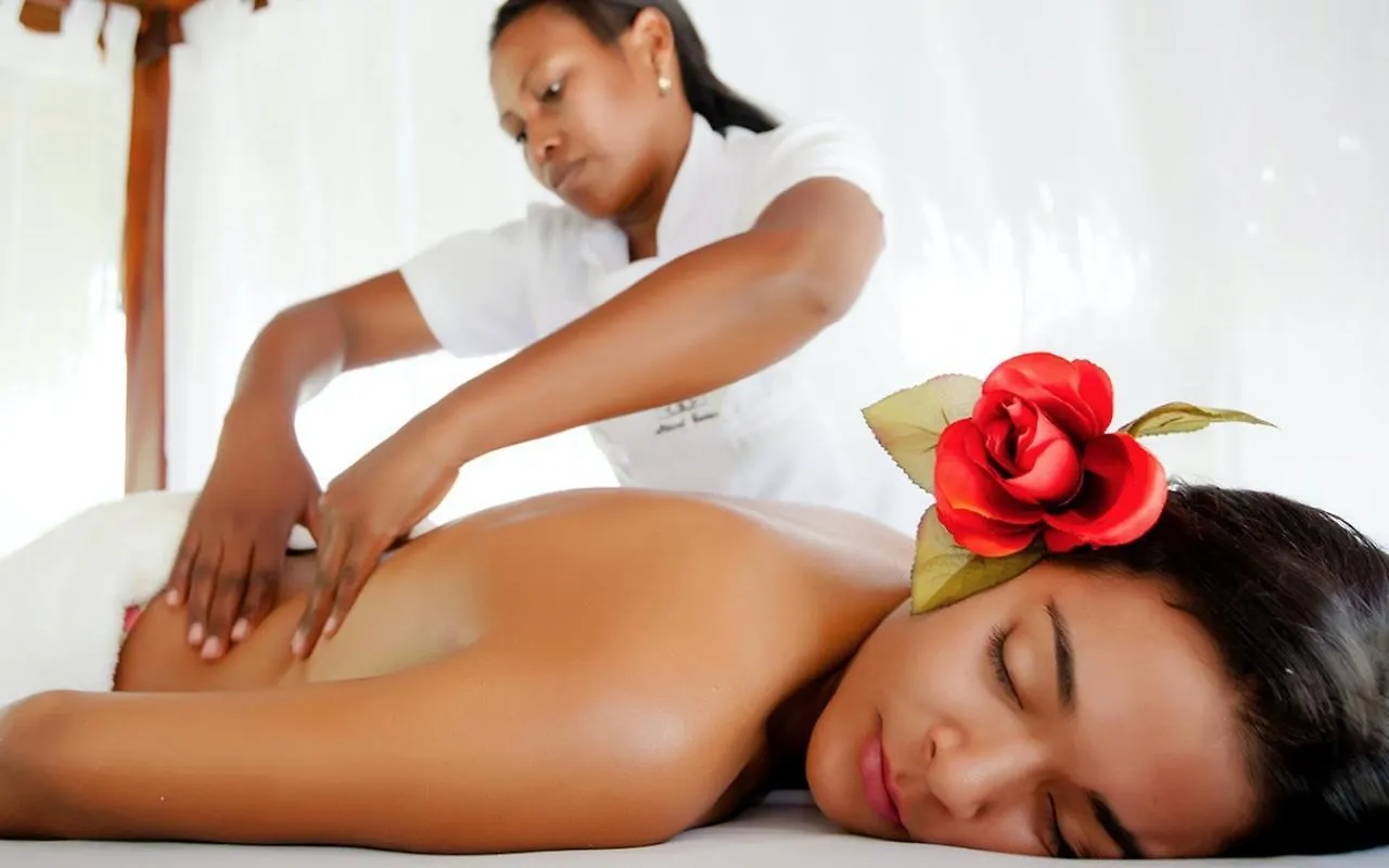 Aventura Village Los Corales Beach And Spa プンタ・カナ 5*,